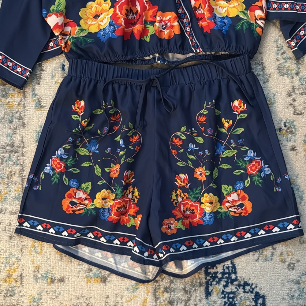 Floral Navy Two-Piece Set - Picture 4 of 4